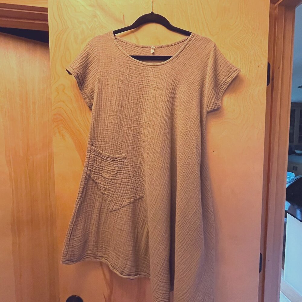 Fun Fun gauze tunic made in Thailand- Gently loved